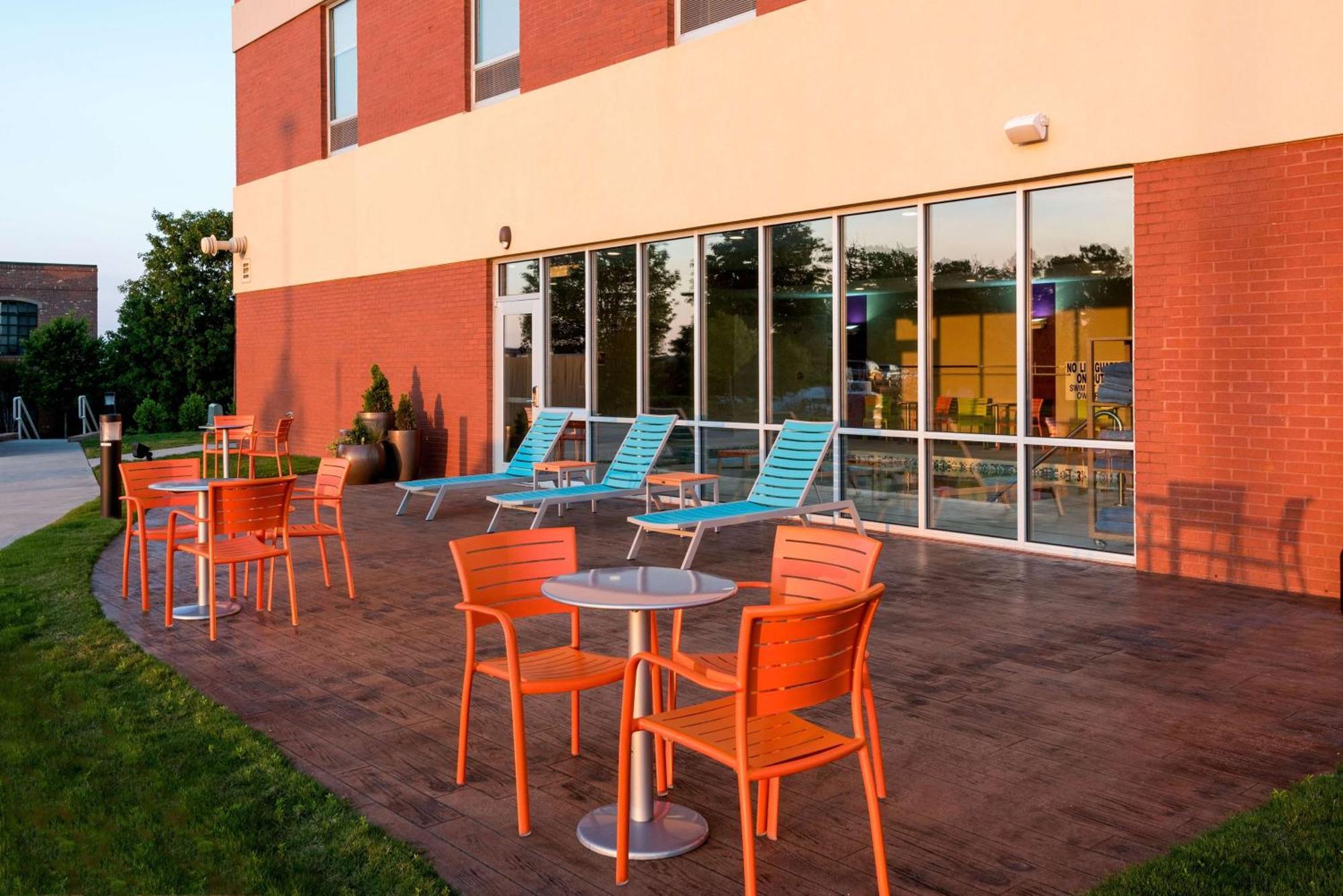 Home2 Suites By Hilton Charlotte University Research Park Kültér fotó